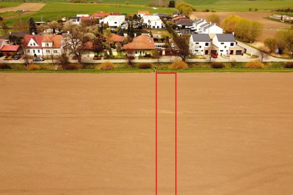 PRODÁNO,
pozemek Moravské Knínice
