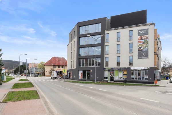 Byt 3KK (s prostorným balkonem a skladem) o celkové výměře 57m2. Tyršova 1973, Kuřim
