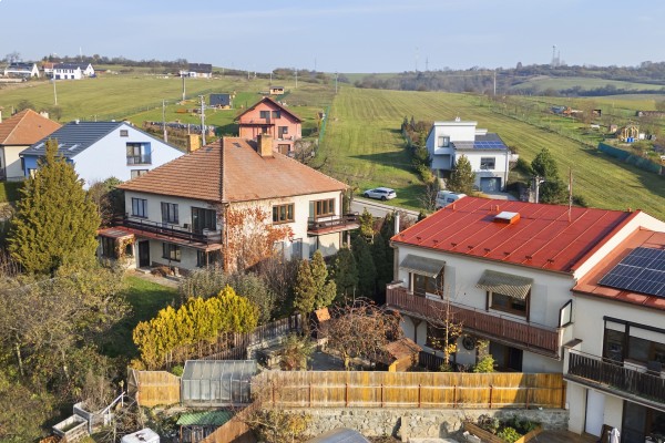 Prodej RD 5+KK (282m2) na pozemku o výměře 392m2 v obci Dolní Loučky