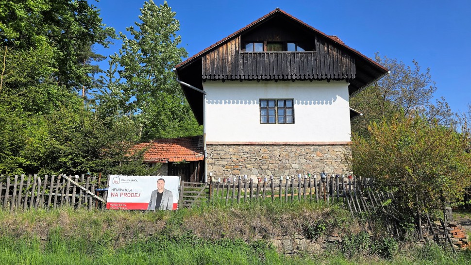 Prodej RD 4+1 (170m2) na pozemku o výměře 979m2 v obci Střítež na Vysočině.