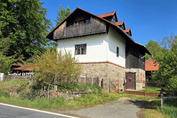 Prodej RD 4+1 (170m2) na pozemku o výměře 979m2 v obci Střítež na Vysočině.