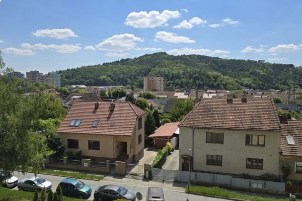 Pronájem bytu 2+KK (47m2) se dvěma lodžiemi, Kuřim, Wolkerova 947