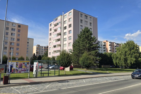 Prodej bytu 3+1 (70m2) s balkonem a sklepem, Kuřim, Na Loučkách 1221/1