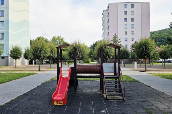 Prodej bytu 3+1 (70m2) s balkonem a sklepem, Kuřim, Na Loučkách 1221/1