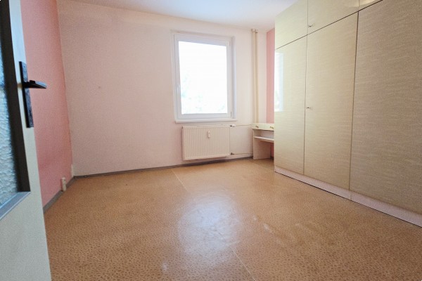 Prodej bytu 3+1 (70m2) s balkonem a sklepem, Kuřim, Na Loučkách 1221/1