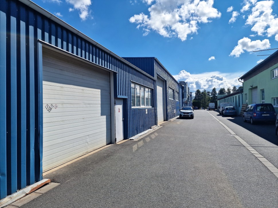 Volná dílna 187m², Kuřim