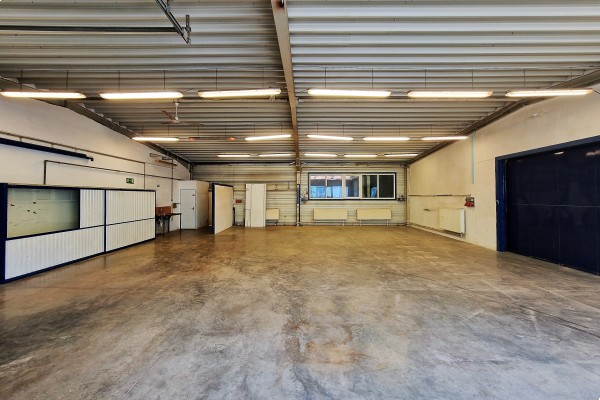 Volná dílna 187m², Kuřim
