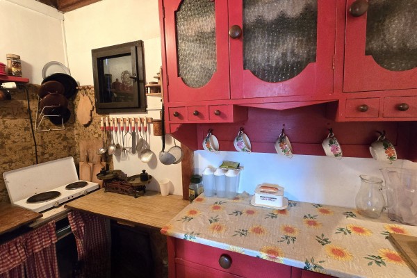 Prodej chaty (45m2), pozemek 768m2 Nedvědice č.e. 87