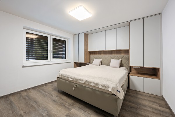 Prodej RD 4+1 (123m2), Celková výměra pozemku(1080m2), Novosedly č.p.61