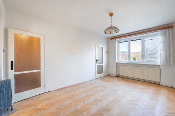 Byt 2+1 (52m2) + 2 sklepy (18,3m2) tzn. 70m2, Jungmannova 911, Kuřim