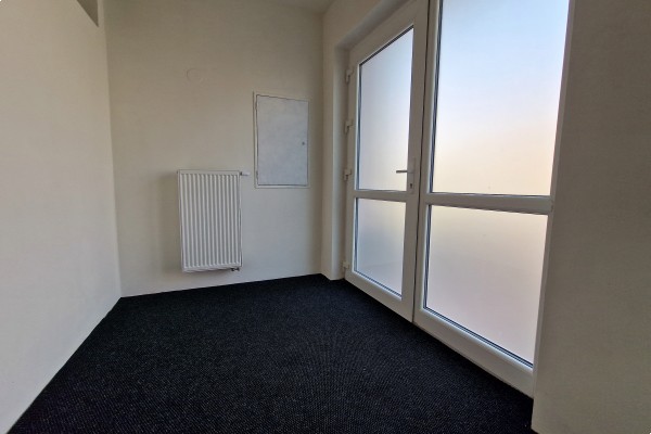 Pronájem bytu 3+KK (95m2) s terasou, Kuřim, Tyršova