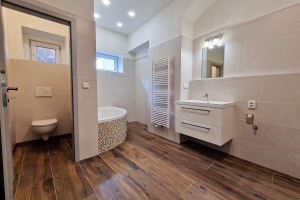 Pronájem bytu 3+KK (95m2) s terasou, Kuřim, Tyršova