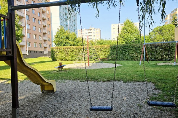 Pronájem bytu 1+KK (39m2), Kuřim, Na Loučkách 1221.