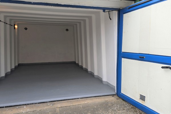 Prodej garáže (18m2) Kuřim, U vlečky č.e. 140