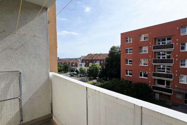 Pronájem bytu 1+1 (45m2) s lodžií, Brno – Řečkovice, ul. Renčova 17