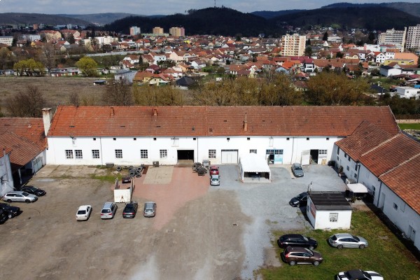 Pronájem výrobně skladovacích prostor, statek Kuřim