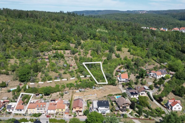 Prodej RD 2KK (56m2) na pozemku 245m2 , Bílovice nad Svitavou, ul. Husova 490 + nedaleká zahrada o výměře 819m2.