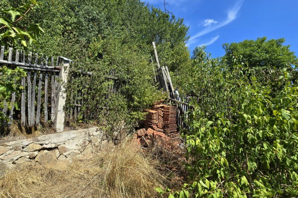 Prodej RD 2KK (56m2) na pozemku 245m2 , Bílovice nad Svitavou, ul. Husova 490 + nedaleká zahrada o výměře 819m2.