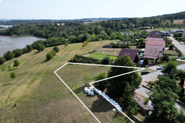 Prodej stavebního pozemku (1980m2), Křetín